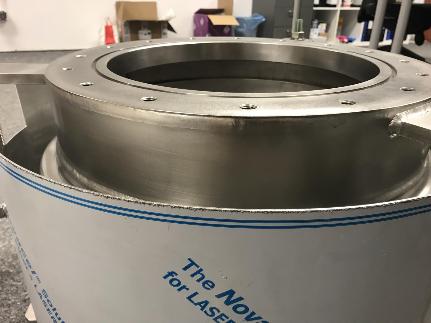 Kompensator INOX — detal kołnierza z rowkiem na oring
