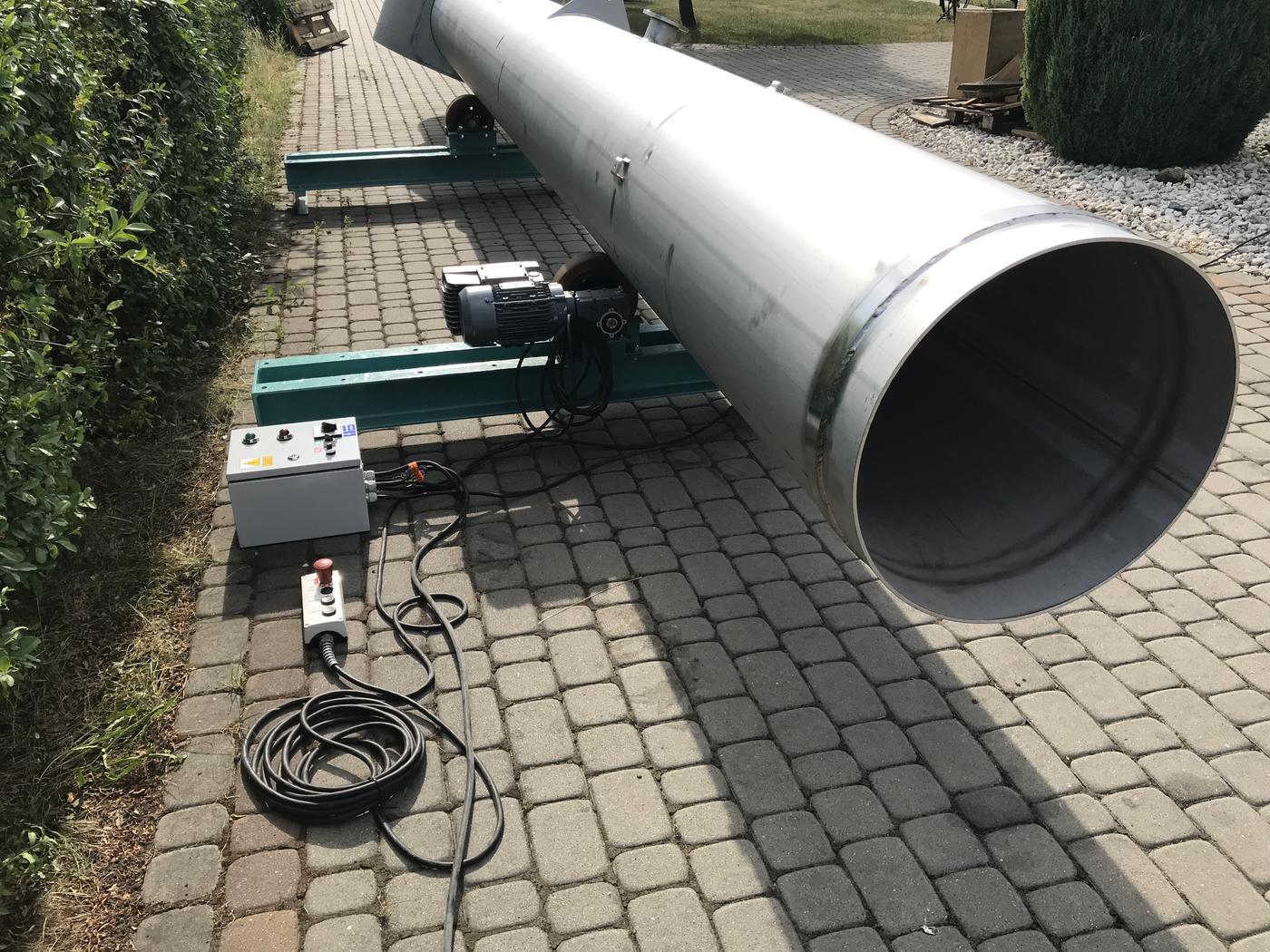 Płaszcz rurowy DN 1500 — widok od czoła spawanie TIG